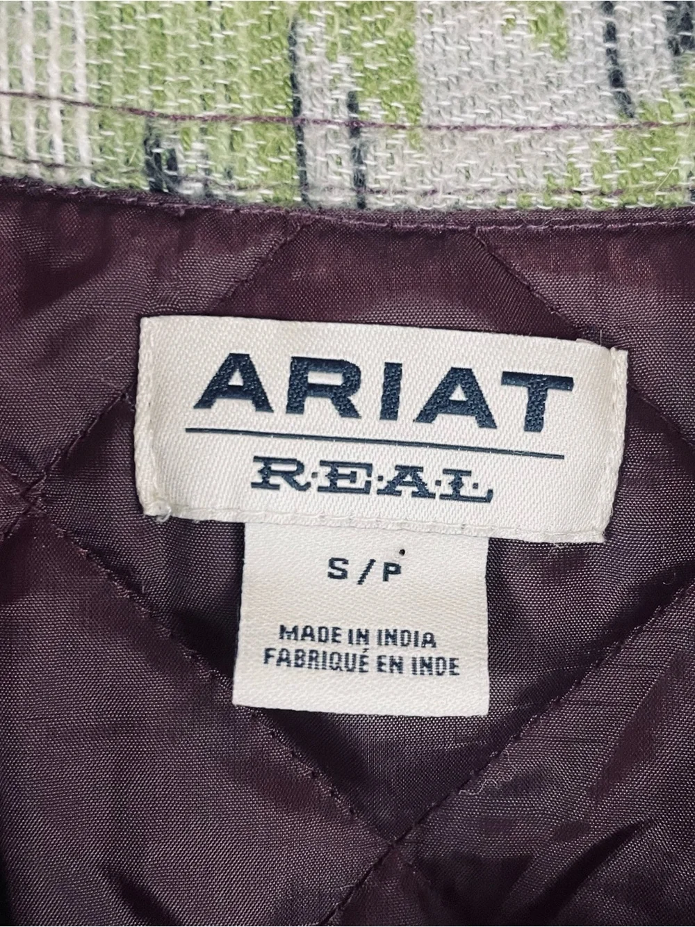 Ariat REAL Jacket Womens Small Red Blue Southwestern Aztec Quilted Lined Shacket